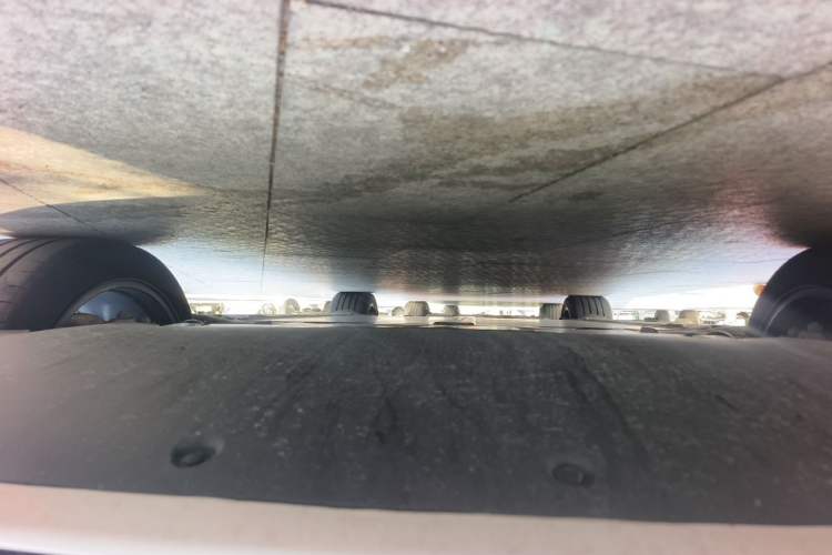 Used Tesla Model Y 2024 Rear-Wheel-Drive Version Chassis Front