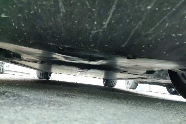 Used Tesla Model Y 2024 Rear-Wheel-Drive Version Chassis Front