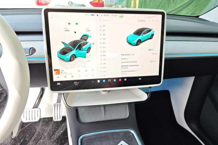 Used Tesla Model Y 2024 Rear-Wheel-Drive Version Audio And AC Panel