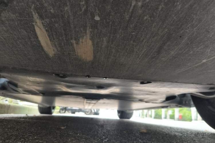 Used Tesla Model Y 2024 Rear-Wheel-Drive Version Chassis Front
