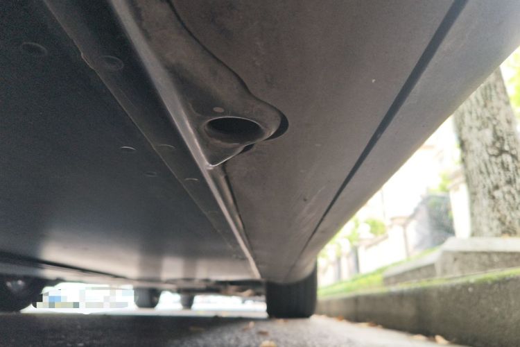 Used Tesla Model Y 2024 Rear-Wheel-Drive Version Chassis Rear Right