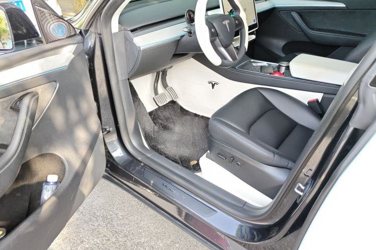 Used Tesla Model Y 2024 Rear-Wheel-Drive Version Driver Seat
