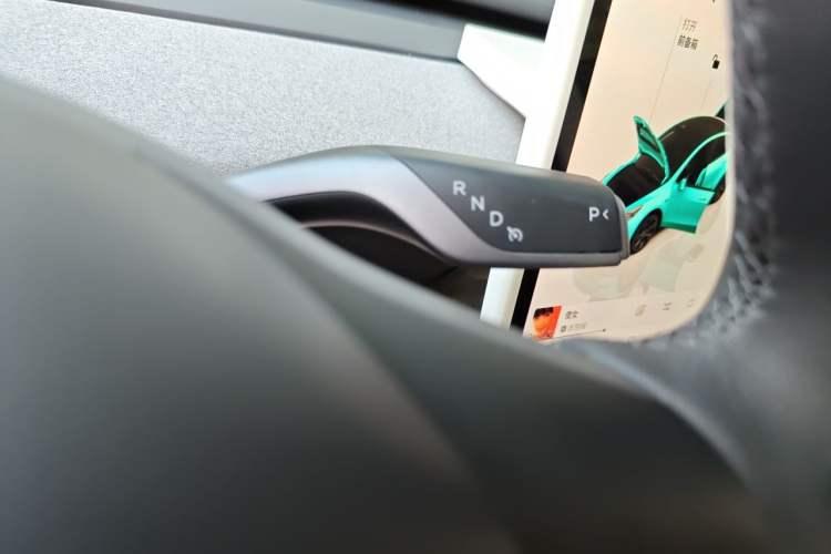 Used Tesla Model Y 2024 Rear-Wheel-Drive Version Gear Lever