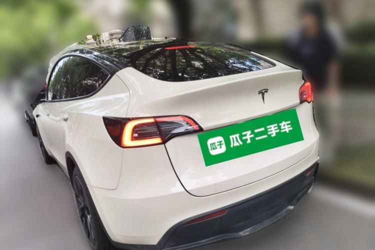 Used Tesla Model Y 2024 Rear-Wheel-Drive Version Rear Left 45 Deg