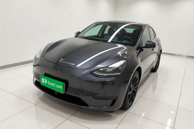 Tesla Model Y 2024 Rear-Wheel-Drive Version