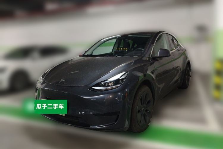 Tesla Model Y 2024 Rear-Wheel-Drive Version