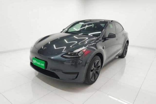 Używany Tesla Model Y 2024 Rear-Wheel-Drive Version