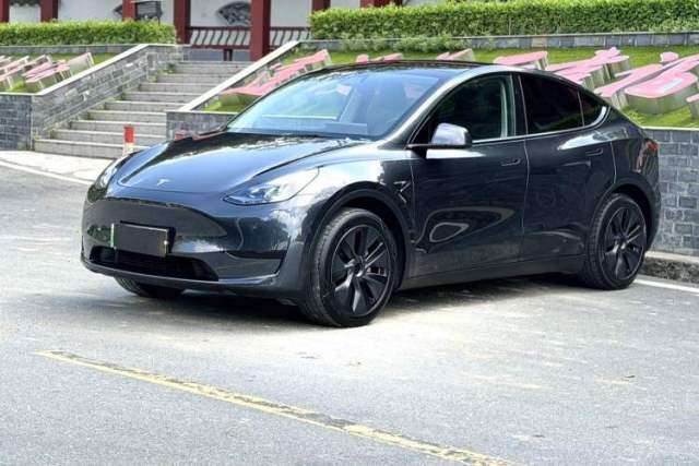 Used Tesla Model Y 2024 Rear-Wheel-Drive Version