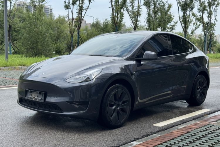 Used Tesla Model Y 2024 Rear-Wheel-Drive Version Guazi used car, China used car export, Used car for sale, Used Tesla cars, Cheapest cars for sale, Electric vehicle, New energy car