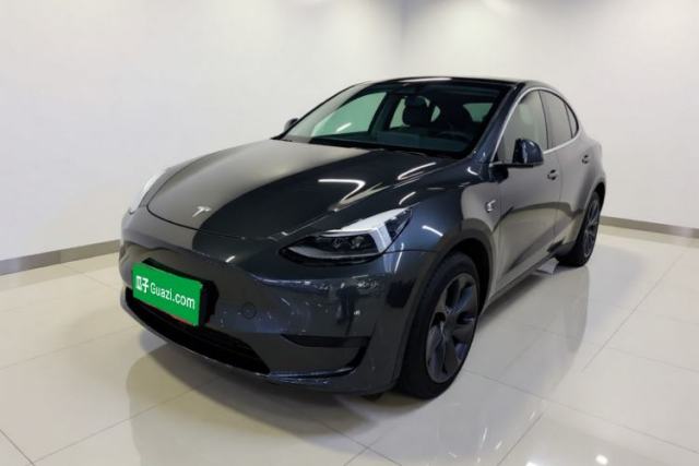 Tesla Model Y 2024 Rear-Wheel-Drive Version с пробегом