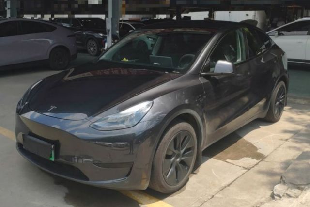 Used Tesla Model Y 2024 Rear-Wheel-Drive Version