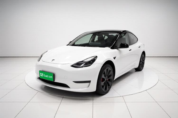 Tesla Model Y 2024 Rear-Wheel-Drive Version