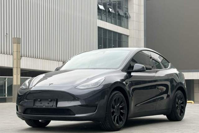 Used Tesla Model Y 2024 Rear-Wheel-Drive Version