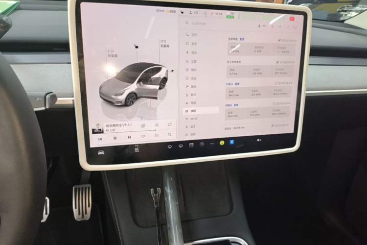 Used Tesla Model Y 2024 Rear-Wheel-Drive Version Audio And AC Panel