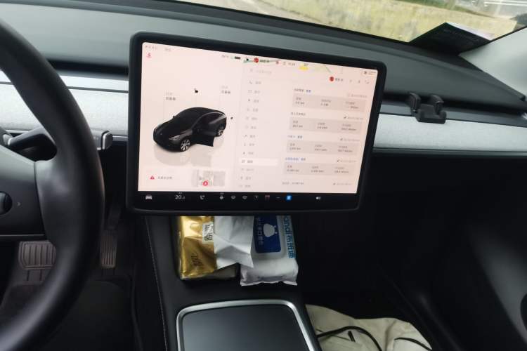 Used Tesla Model Y 2024 Rear-Wheel-Drive Version Audio And AC Panel