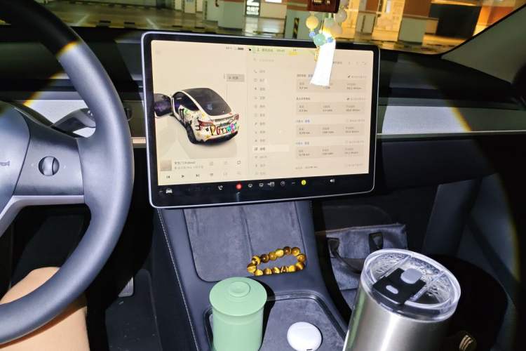Used Tesla Model Y 2024 Rear-Wheel-Drive Version Audio And AC Panel