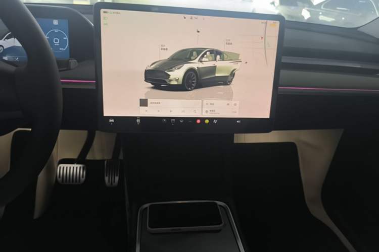 Used Tesla Model Y 2024 Rear-Wheel-Drive Version Audio And AC Panel