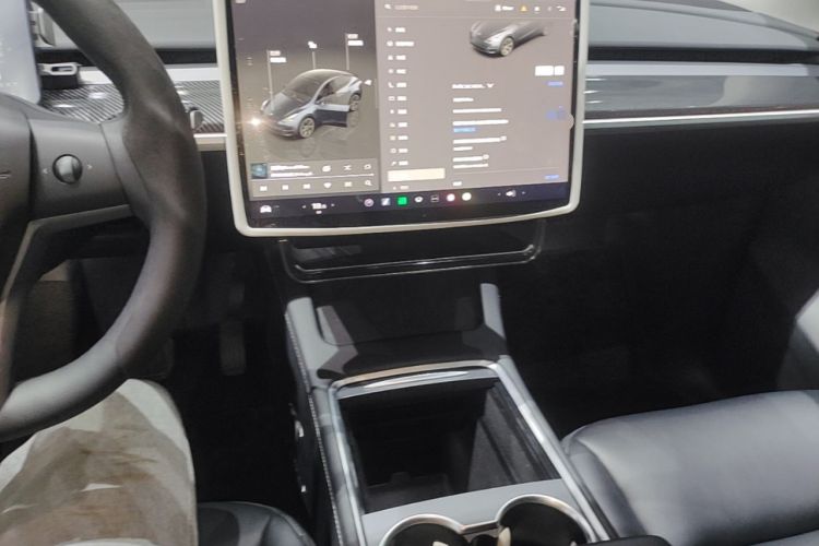 Used Tesla Model Y 2024 Rear-Wheel-Drive Version Audio And AC Panel