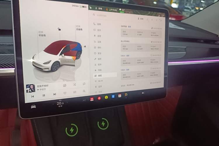 Used Tesla Model Y 2024 Long-Range All-Wheel-Drive Version Audio And AC Panel