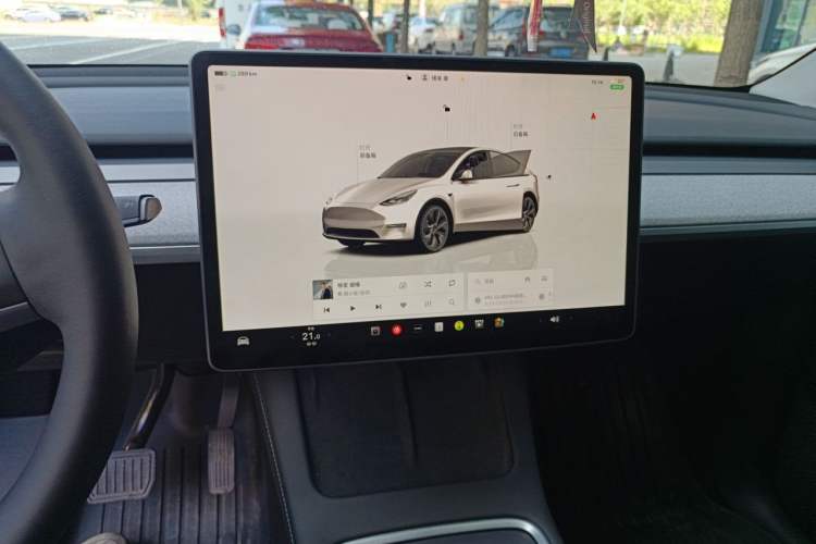 Used Tesla Model Y 2024 Rear-Wheel-Drive Version Audio And AC Panel
