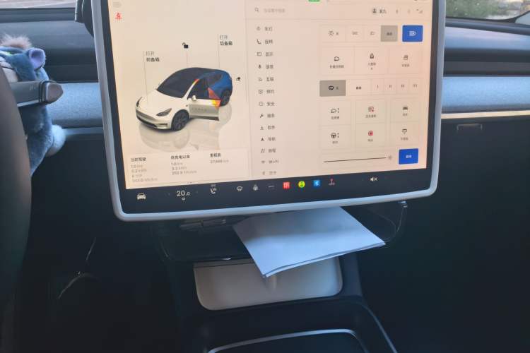 Used Tesla Model Y 2024 Rear-Wheel-Drive Version Audio And AC Panel