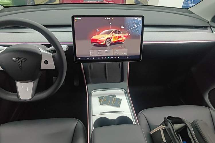 Used Tesla Model Y 2024 Rear-Wheel-Drive Version Audio And AC Panel