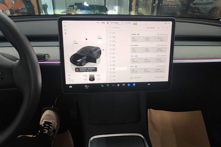 Used Tesla Model Y 2024 Rear-Wheel-Drive Version Audio And AC Panel