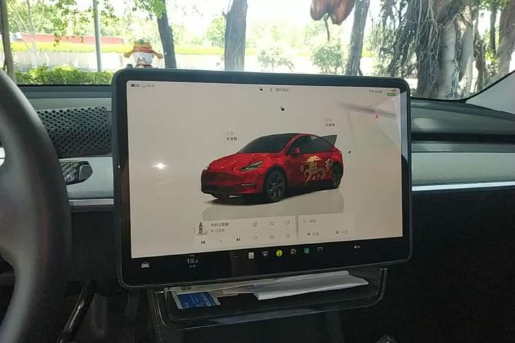 Used Tesla Model Y 2024 Long-Range All-Wheel-Drive Version Audio And AC Panel