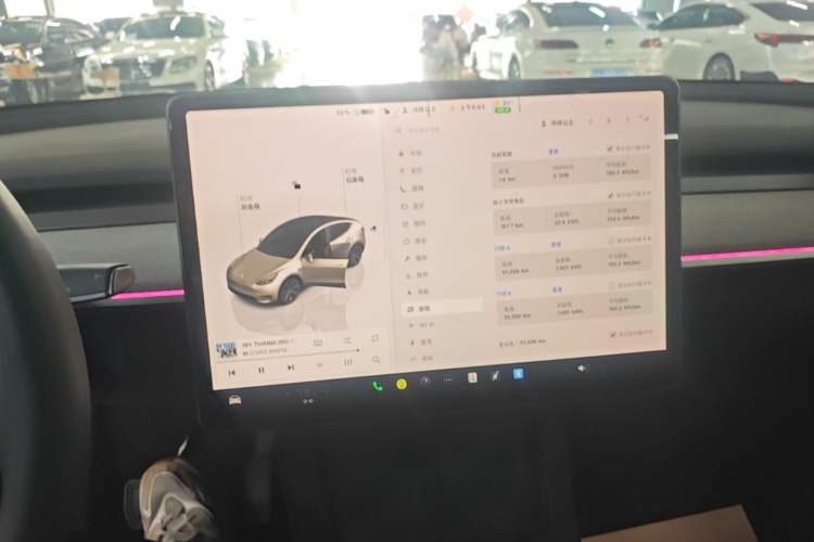 Used Tesla Model Y 2024 Rear-Wheel-Drive Version Audio And AC Panel