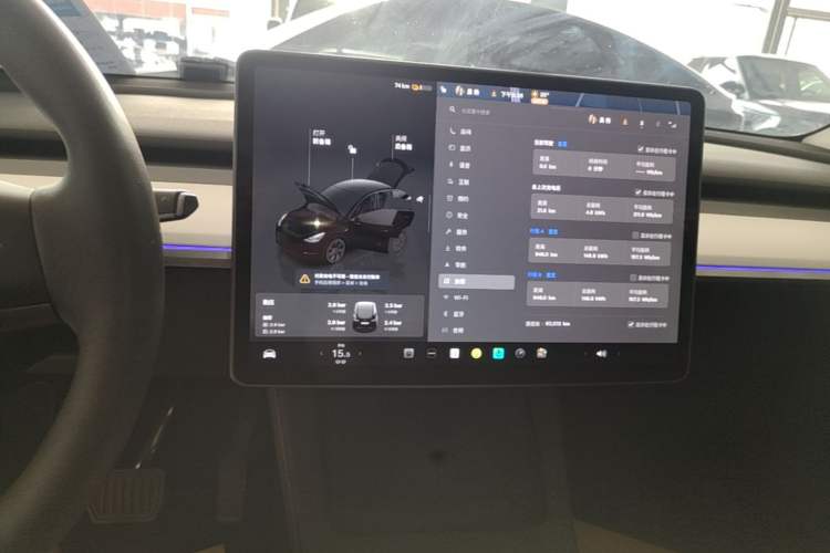 Used Tesla Model Y 2024 Rear-Wheel-Drive Version Audio And AC Panel