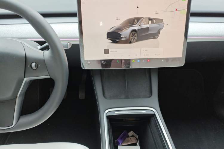 Used Tesla Model Y 2024 Long-Range All-Wheel-Drive Version Audio And AC Panel