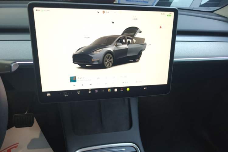 Used Tesla Model Y 2024 Rear-Wheel-Drive Version Audio And AC Panel