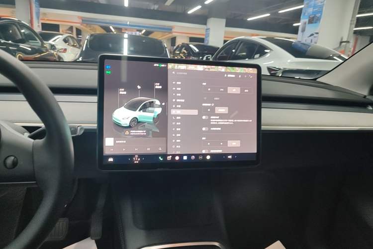 Used Tesla Model Y 2024 Rear-Wheel-Drive Version Audio And AC Panel