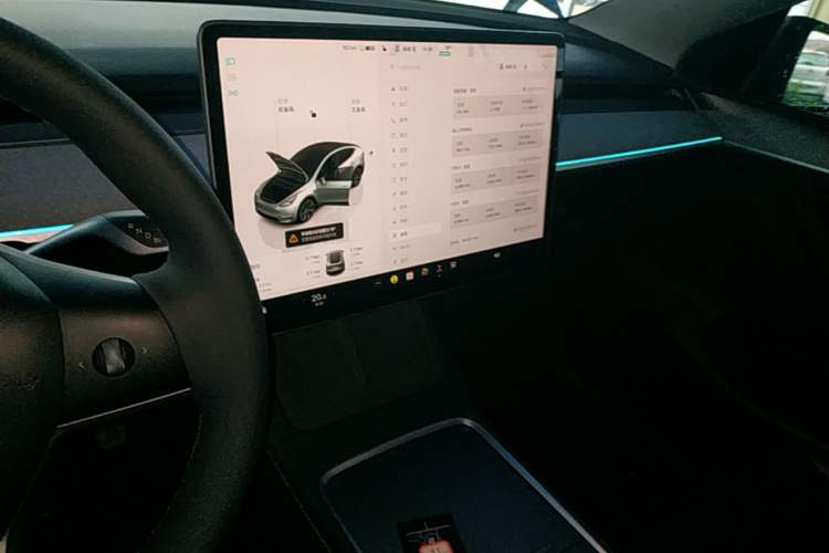 Used Tesla Model Y 2024 Rear-Wheel-Drive Version Audio And AC Panel
