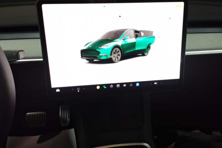 Used Tesla Model Y 2024 Rear-Wheel-Drive Version Audio And AC Panel