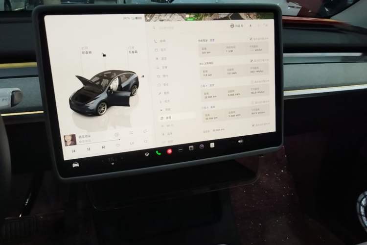 Used Tesla Model Y 2024 Long-Range All-Wheel-Drive Version Audio And AC Panel