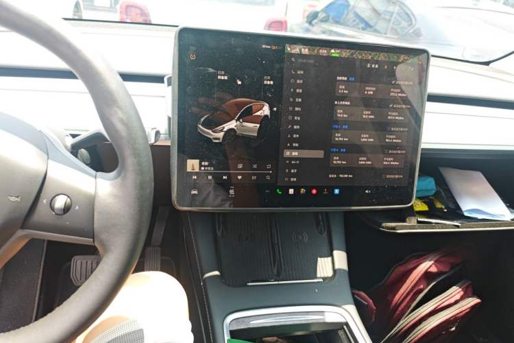 Used Tesla Model Y 2024 Rear-Wheel-Drive Version Audio And AC Panel