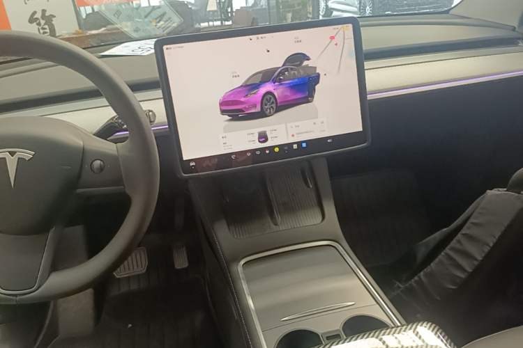 Used Tesla Model Y 2024 Long-Range All-Wheel-Drive Version Audio And AC Panel