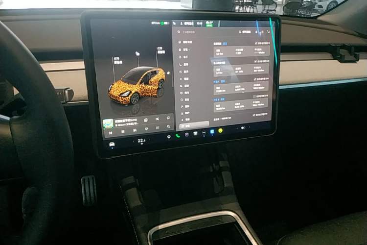 Used Tesla Model Y 2024 Rear-Wheel-Drive Version Audio And AC Panel