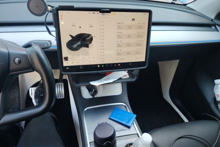 Used Tesla Model Y 2024 Long-Range All-Wheel-Drive Version Audio And AC Panel