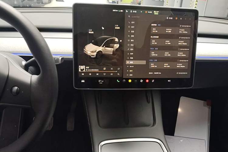 Used Tesla Model Y 2024 Rear-Wheel-Drive Version Audio And AC Panel
