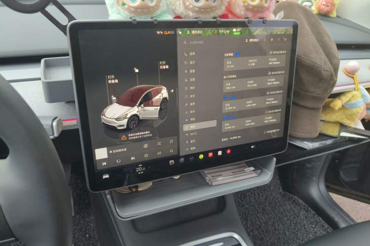 Used Tesla Model Y 2024 Long-Range All-Wheel-Drive Version Audio And AC Panel