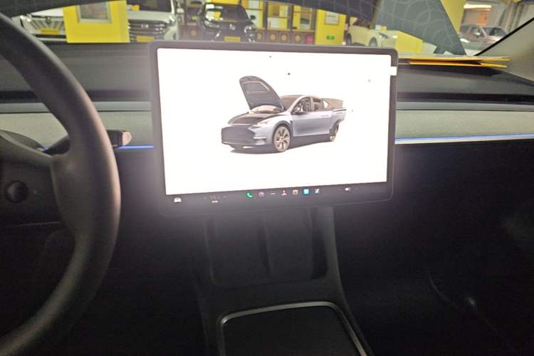Used Tesla Model Y 2024 Rear-Wheel-Drive Version Audio And AC Panel