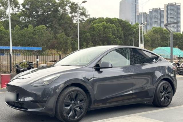 Used Tesla Model Y 2024 Rear-Wheel-Drive Version