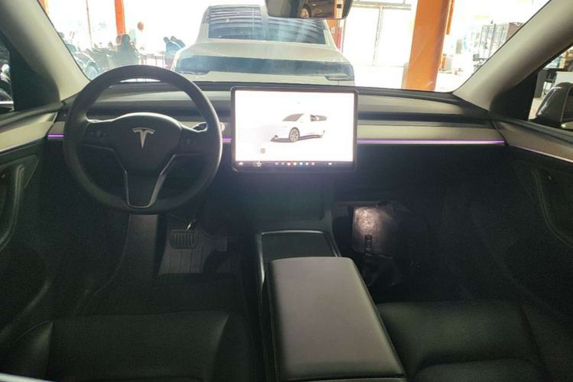 Used Tesla Model Y 2024 Rear-Wheel-Drive Version Center Console
