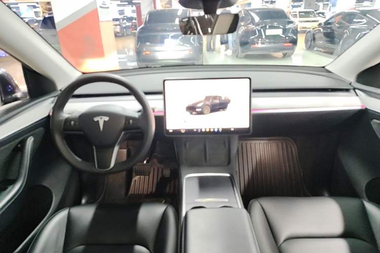 Used Tesla Model Y 2024 Rear-Wheel-Drive Version Center Console