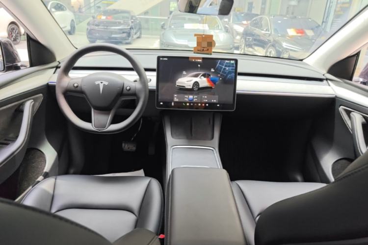Used Tesla Model Y 2024 Rear-Wheel-Drive Version Center Console