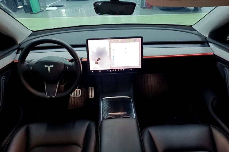 Used Tesla Model Y 2024 Rear-Wheel-Drive Version Center Console