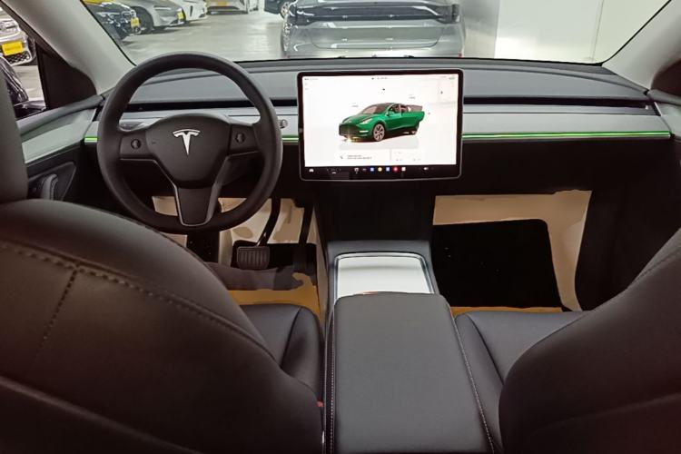 Used Tesla Model Y 2024 Rear-Wheel-Drive Version Center Console