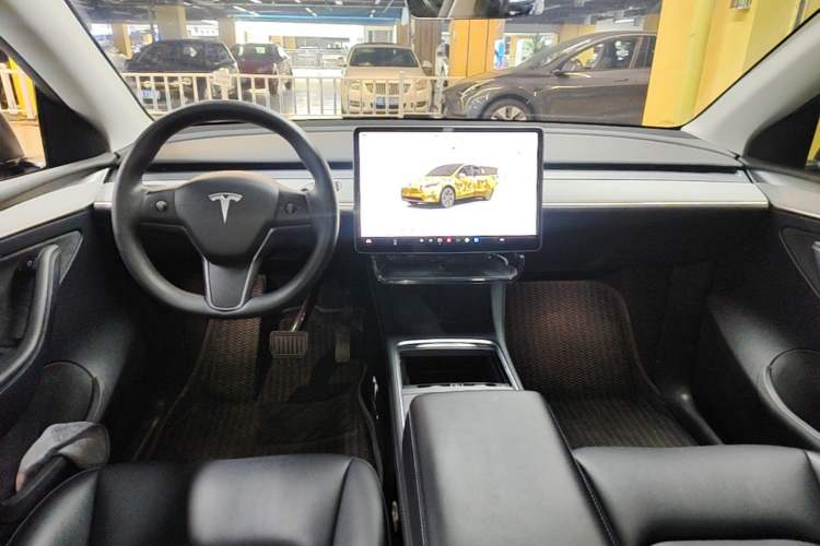 Used Tesla Model Y 2024 Rear-Wheel-Drive Version Center Console